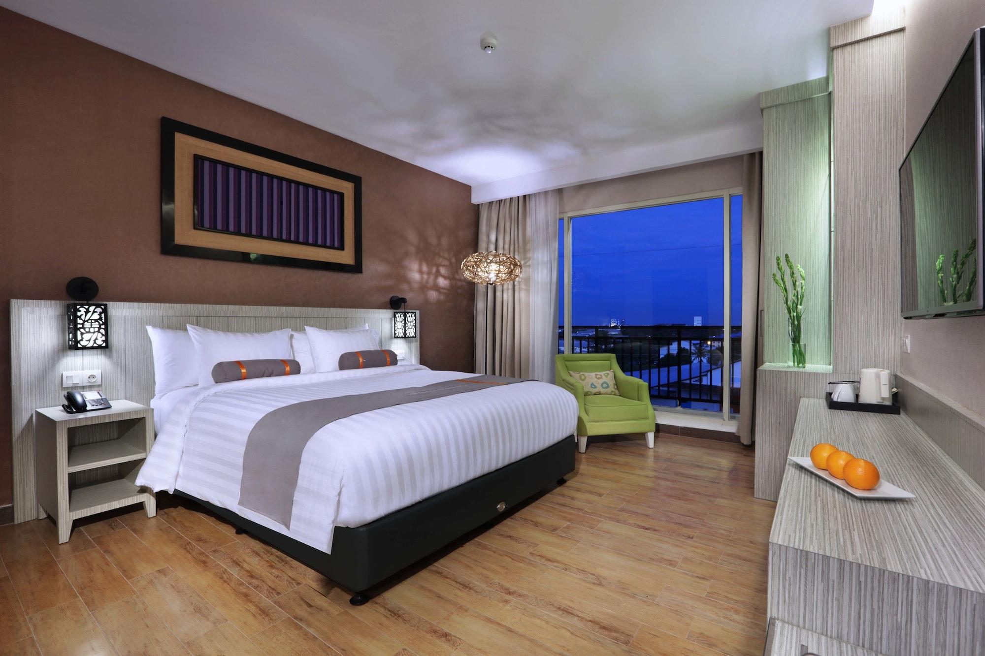 Harper Perintis By Aston Hotel Makassar Exterior foto