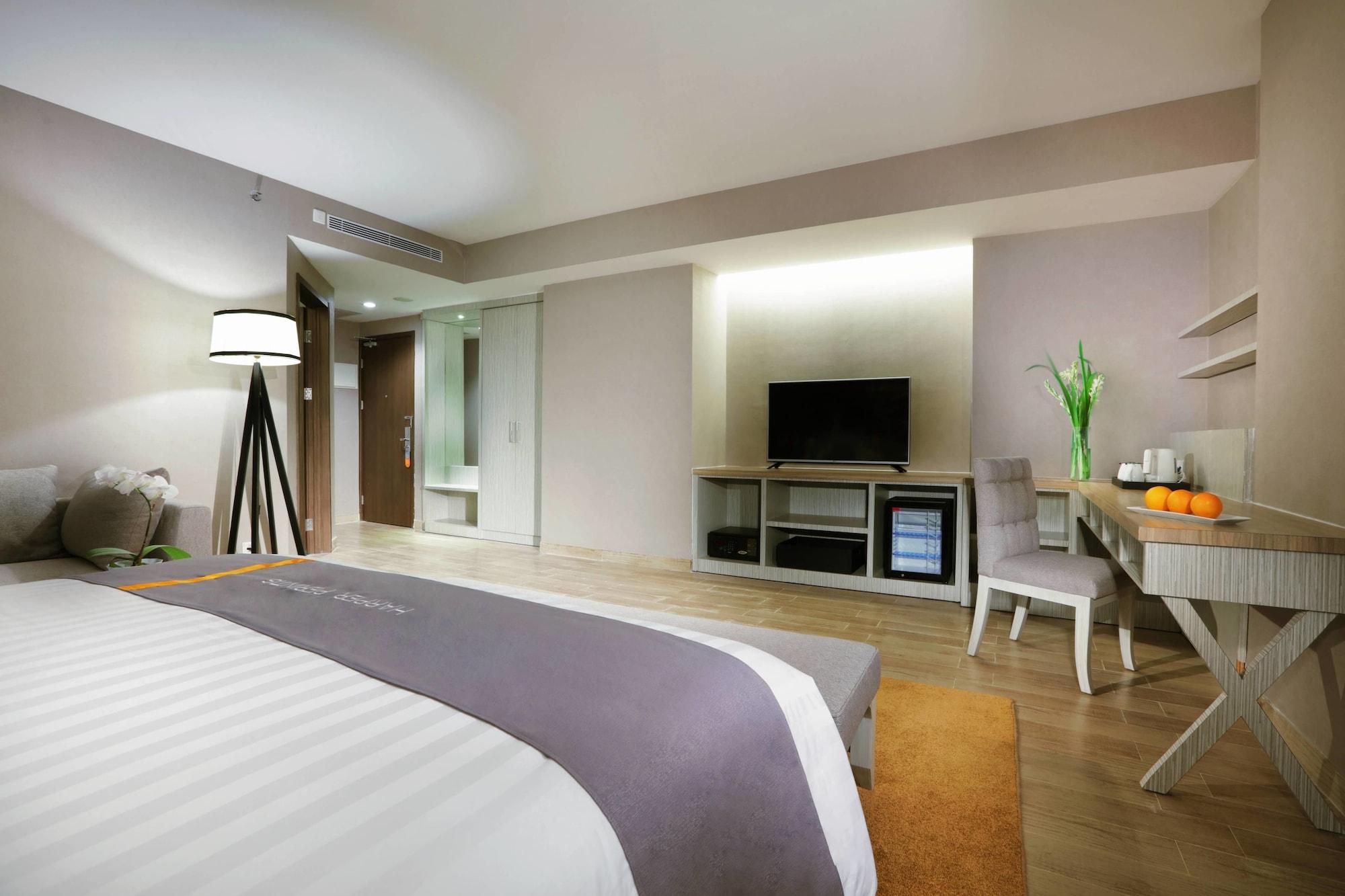 Harper Perintis By Aston Hotel Makassar Exterior foto