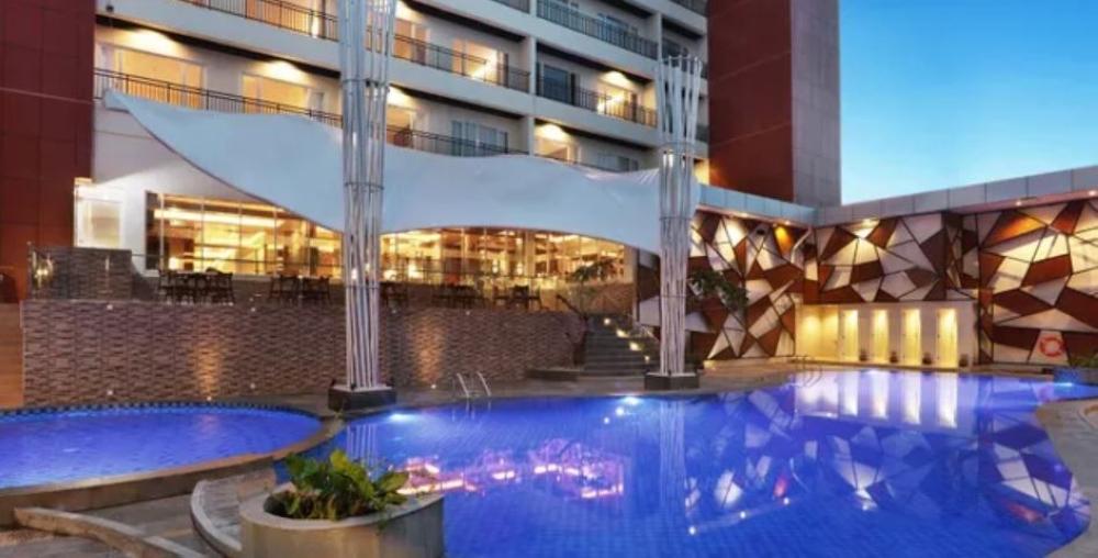 Harper Perintis By Aston Hotel Makassar Exterior foto