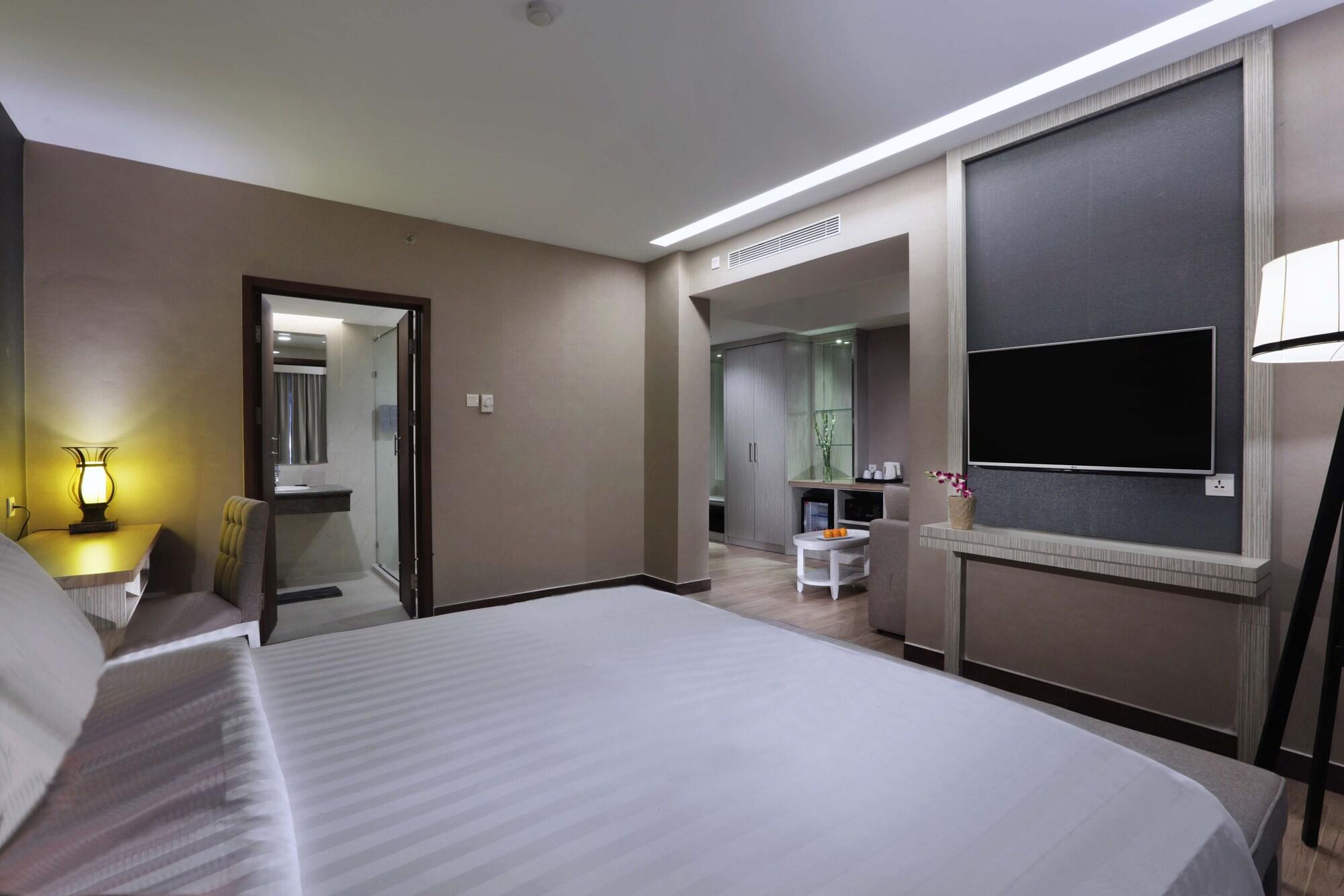 Harper Perintis By Aston Hotel Makassar Exterior foto